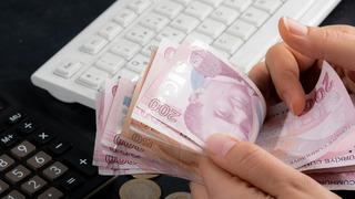 '4-5 yıldır bas bas bağırıyorum' diyerek o daireleri işaret etti! 'Kira oranı da çok iyi'