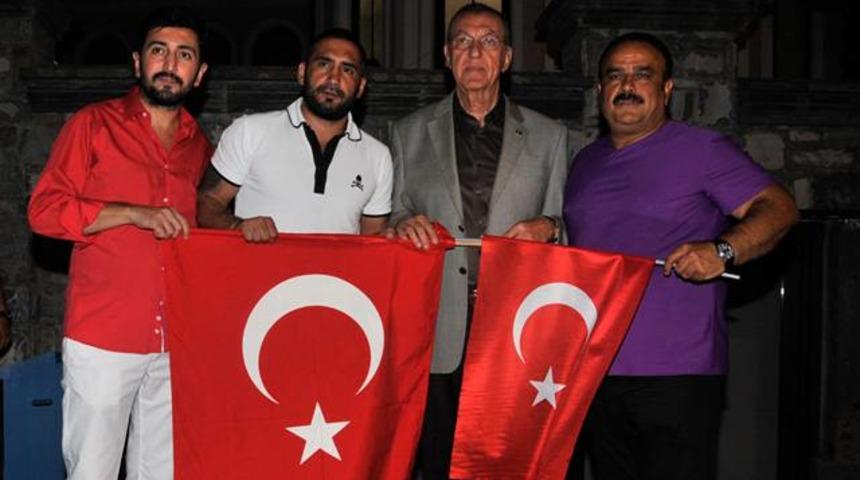 Ümit Karan'dan tarihi itiraf! 'Darbeciler hakkımı yedi'