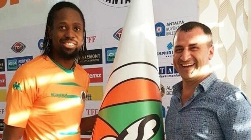 Abdoulaye Ba, resmen Alanyaspor'da