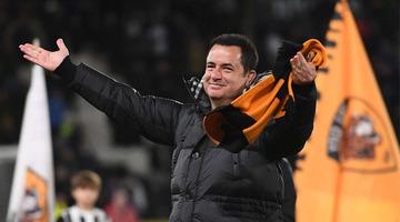 Hull City Beşiktaş'tan Amir Hadziahmetovic için nabız yokladı! Acun Ilıcalı maaş paylaşımı için görüşmelerde bulunuyor...