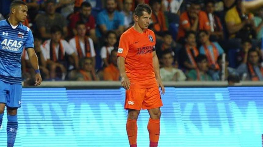 Emre Bel&ouml;zoğlu tarihe ge&ccedil;ti