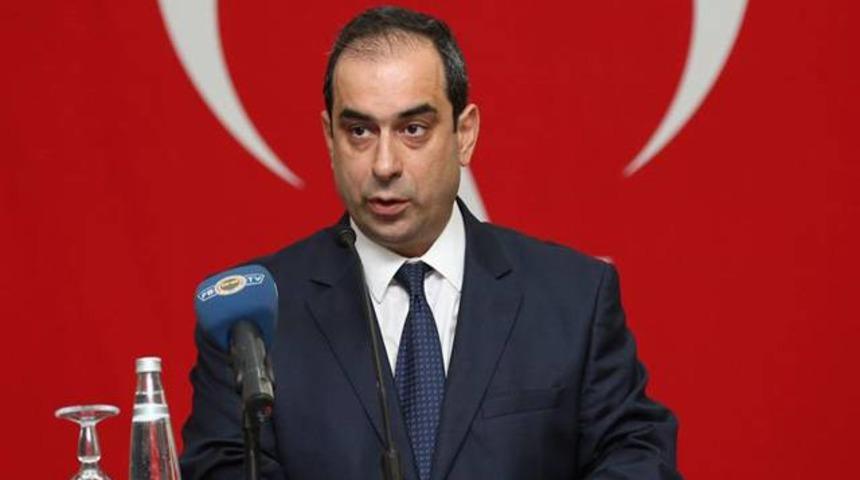 Şekip Mosturoğlu'ndan zehir zemberek a&ccedil;ıklamalar