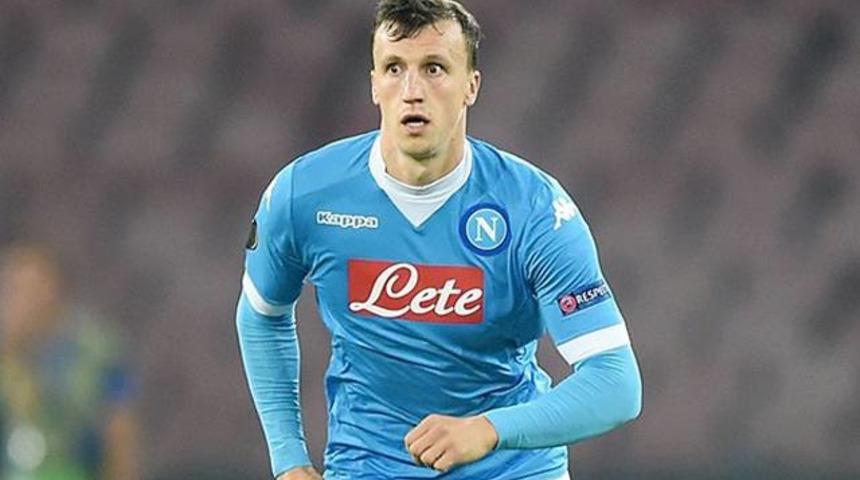 Beşiktaş Napoli'den Vlad Chiriches'i istiyor
