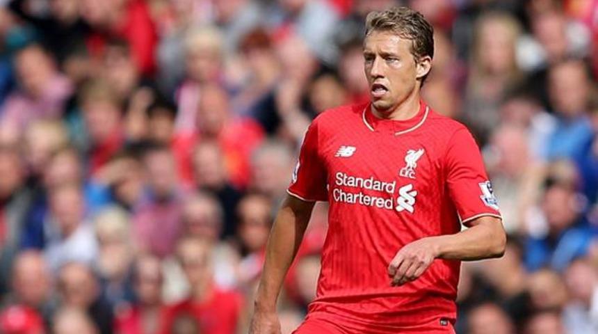 Lucas Leiva Galatasaray'a imzayı atıyor