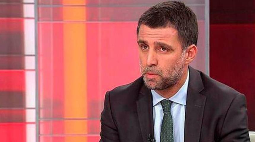 Hakan Ş&uuml;k&uuml;r'e bir darbe de Galatasaray'dan