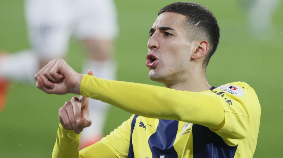 SON DAKİKA: Fenerbahçe-Benfica maçının ilk 11 leri belli oldu! Portekiz ekibinden sürpriz Kerem Aktürkoğlu kararı...  3