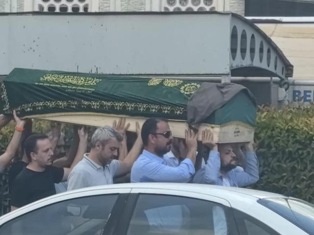 Kreş havuzunda fenalaşan Berra, gözyaşlarıyla toprağa verildi