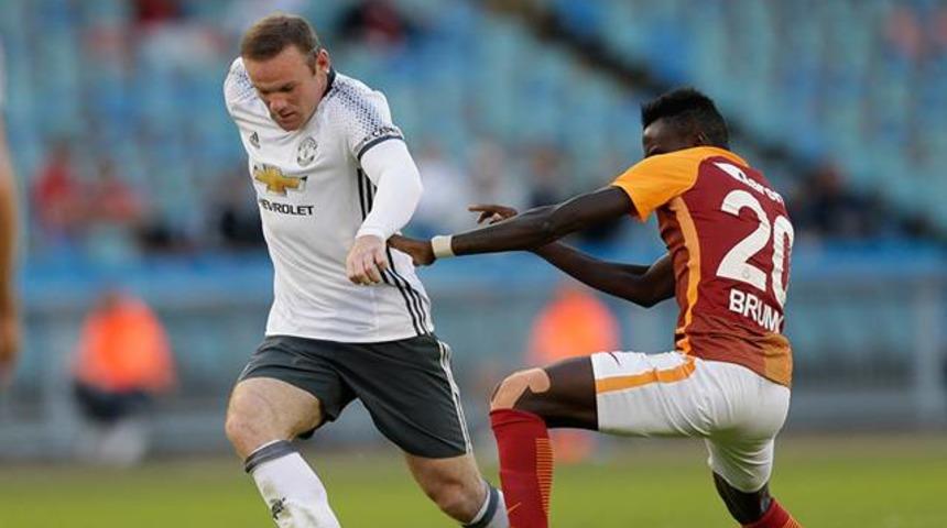 Futbol tarihinde bir ilk! Rooney&rsquo;nin onur ma&ccedil;ı Facebook&rsquo;ta
