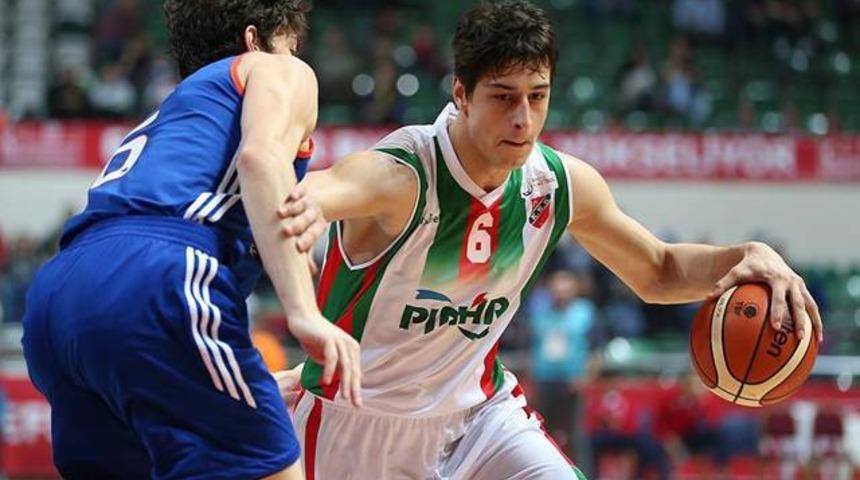 Anadolu Efes Pınar Karşıyaka'dan Samet Geyik'i transfer etti