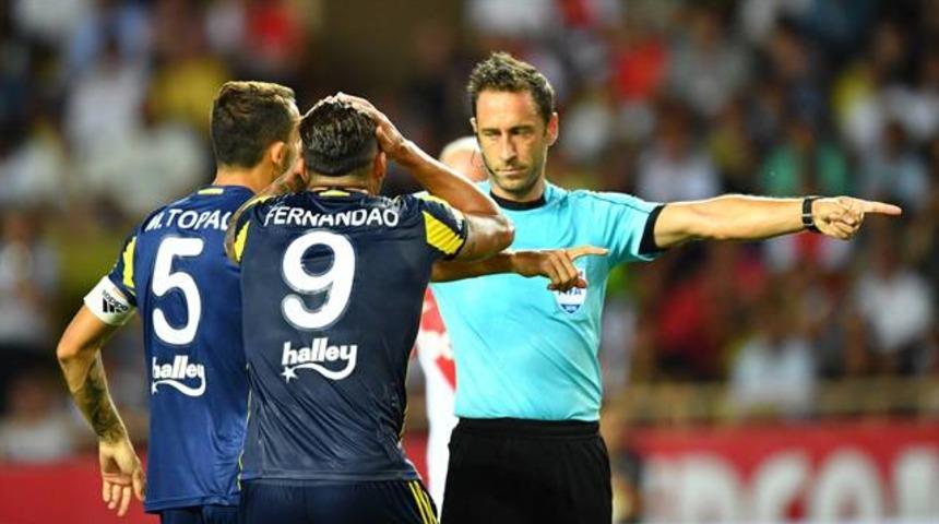 Artur Dias Fenerbah&ccedil;e taraftarını &ccedil;ileden &ccedil;ıkardı!