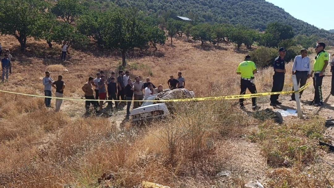 Gaziantep te 3 aracın karıştığı zincirleme kaza: 1 ölü, 3 yaralı 1
