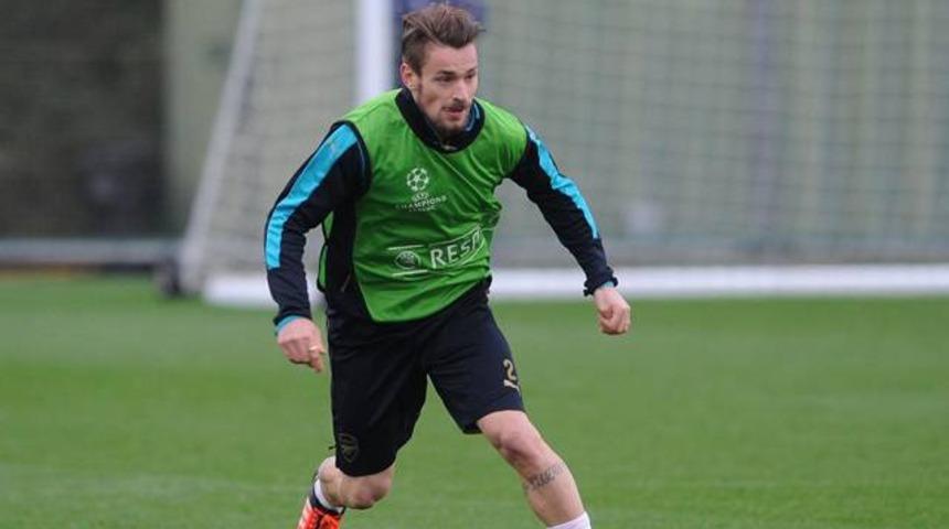 Galatasaray Debuchy ile anlaştı