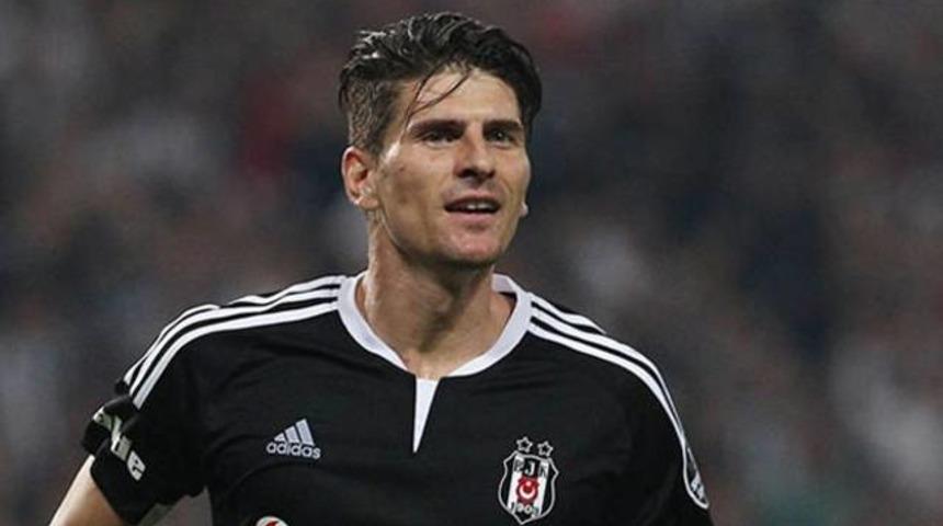 Mario Gomez Beşiktaş'tan d&uuml;nyaları istiyor