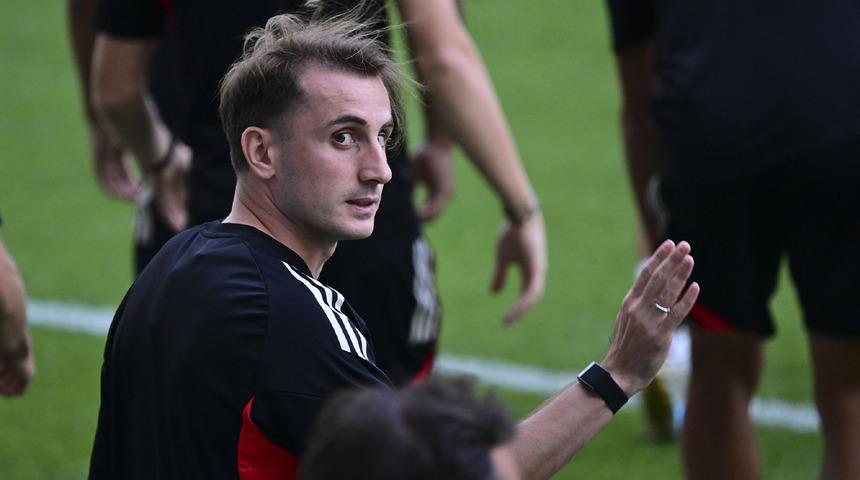 Benfica, Şampiyonlar Ligi eşleşmesinde Fenerbahçe maçı öncesi ilk 11'lerini açıkladı! Benfica Kerem Aktürkoğlu göndermeli görsele gelen tepkiler sonrası şok bir hareket yaptı...