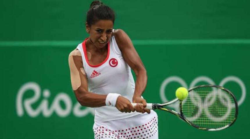 &Ccedil;ağla B&uuml;y&uuml;kak&ccedil;ay'dan dramatik veda