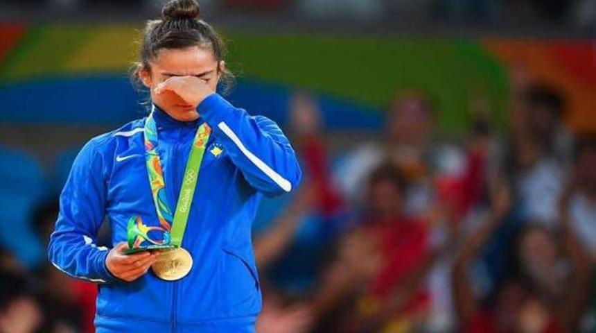Kosova Olimpiyatlar&rsquo;daki ilk altın madalyasına ulaştı