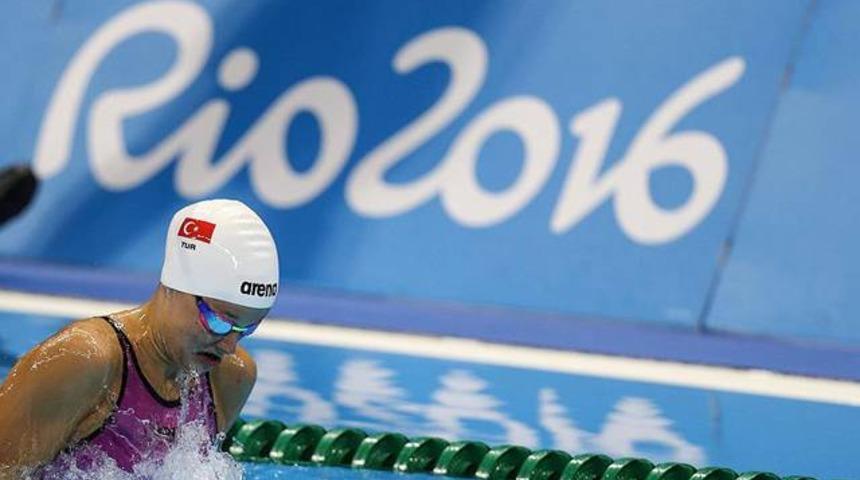 Milli y&uuml;z&uuml;c&uuml; G&uuml;neş Rio'ya veda etti