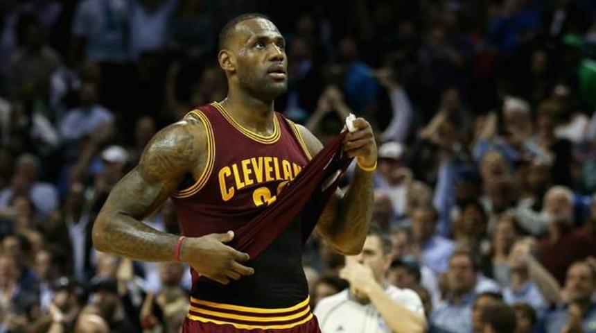 LeBron James&rsquo;ten rekor s&ouml;zleşme