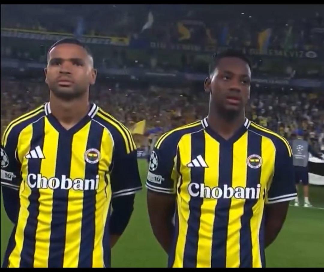 Benfica maçından sonraki yorumu yine ezber bozdu: “Bu ikisiyle hayat geçmez hemen…” 4