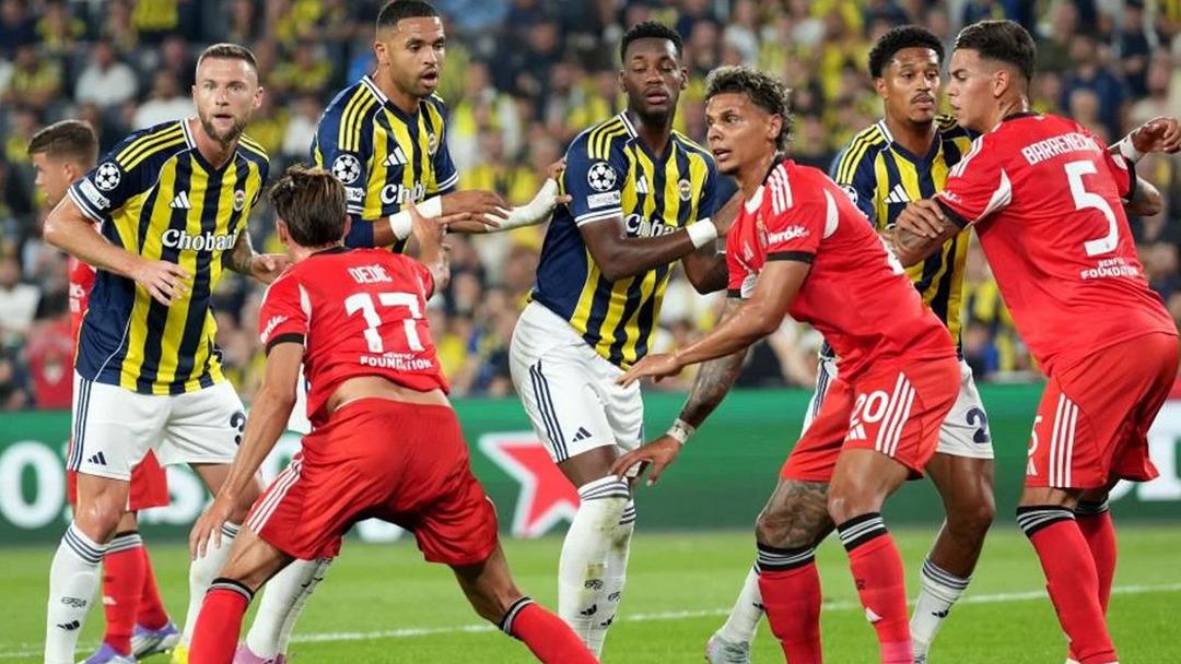 Rıdvan Dilmen Fenerbahçe nin o istatistiğini görünce çileden çıktı! Ayağa kalkıp "Allah aşkına ya" diyerek seslendi 2