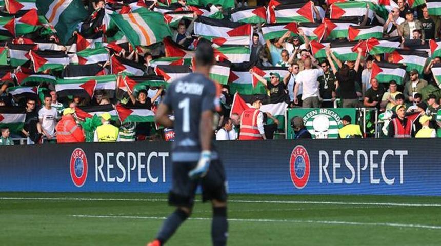 Celtic taraftarı Filistin bayrağı a&ccedil;tı