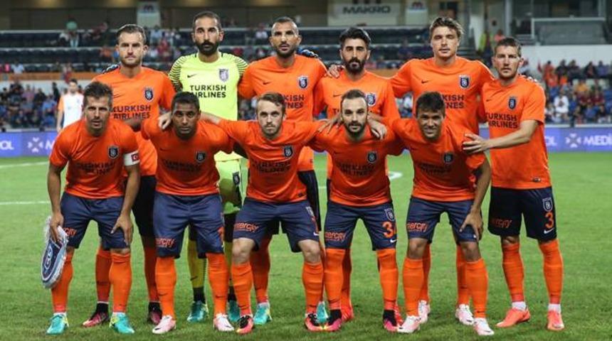 Başakşehir tarihe ge&ccedil;ti