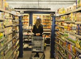 Tüketici güven endeksi ağustosta aylık yüzde 0,9 arttı