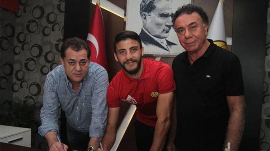 Eskişehirspor, Fenerbah&ccedil;e'den Hakan &Ccedil;inemre'yi kiraladı!
