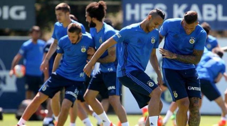 Dick Advocaat'tan Josef de Souza'ya kesik!