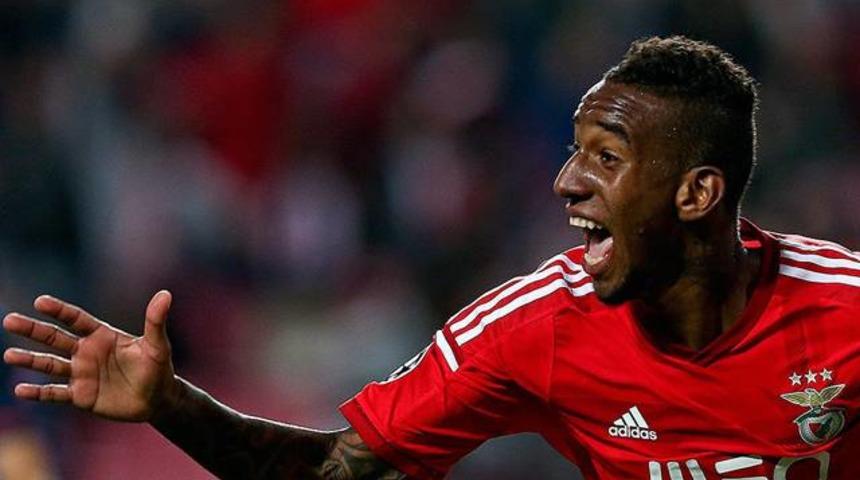 Beşiktaş Anderson Talisca'yı KAP'a bildirdi