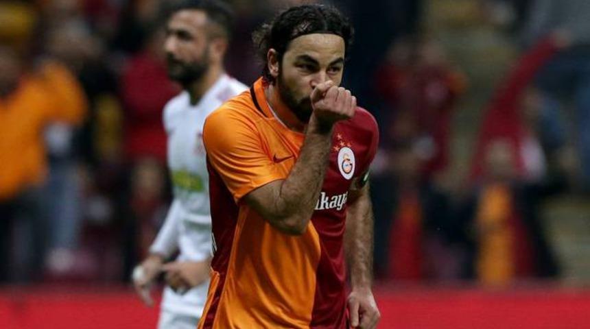Galatasaray'da Sel&ccedil;uk İnan isyanı