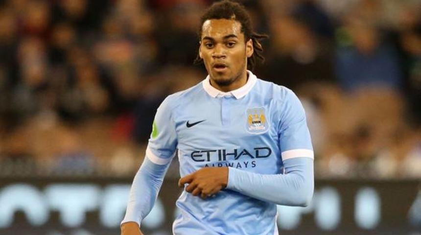 Denayer geliyor, 3 isim gidiyor