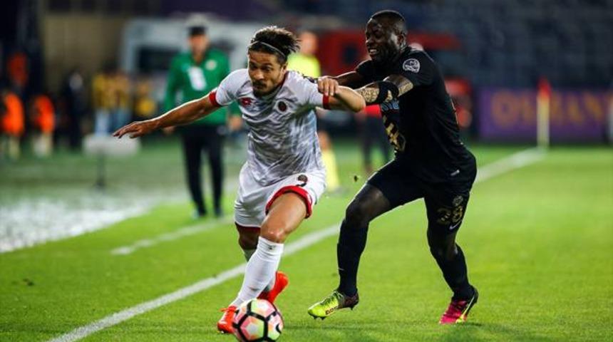 Osmanlıspor 2 - 2 Gen&ccedil;lerbirliği