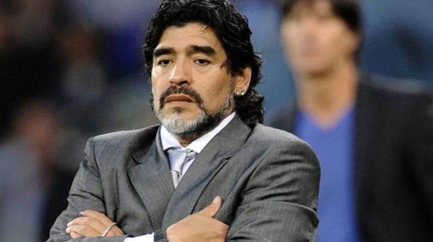 Maradona g&ouml;zaltına alındı