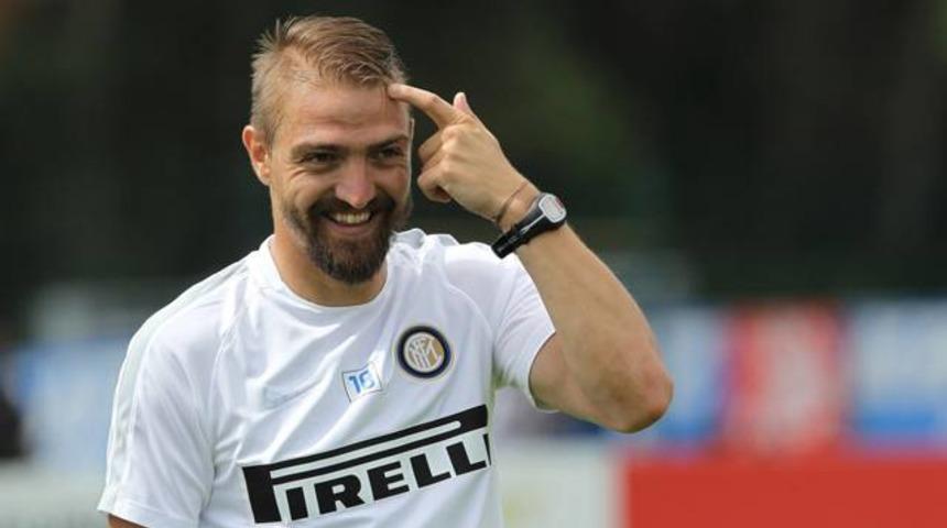 Caner Erkin, Beşiktaş i&ccedil;in kendi cebinden verecek!