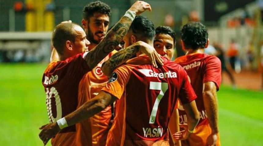 Galatasaray&rsquo;ın tek rakibi Barcelona