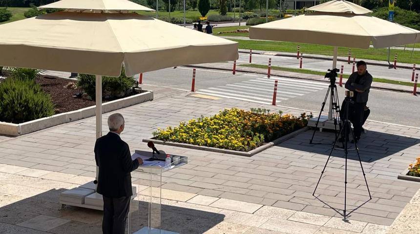 Meclis'te olağan dışı an! Tek başına basın toplantısı yaptı! Söyledikleriyse oldukça dikkat çekiciydi…