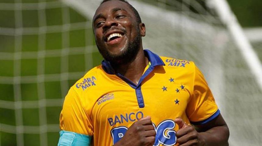 Beşiktaş Manoel Messias'ı bitirdi