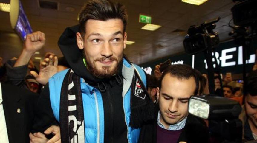 Denys Boyko, Malaga'ya kiralandı