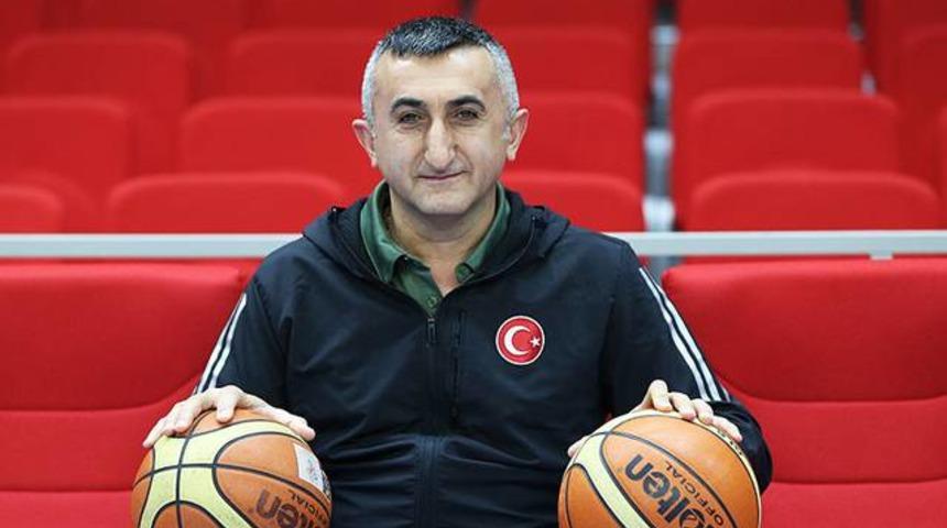Beşiktaş Bayan Basketbol Takımı antren&ouml;rl&uuml;ğ&uuml;ne Aziz Akkaya getirildi