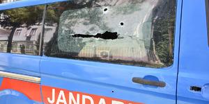 Bir şehir bunu konuşuyor! Jandarma aracındayken silahlı saldırıda yaralandılar