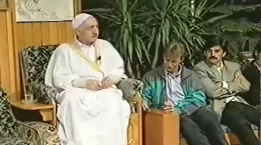 Fethullah G&uuml;len o futbolcular i&ccedil;in bakın ne yapmış
