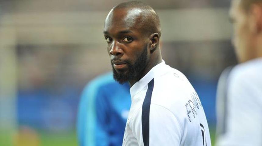 Diarra, Galatasaray'dan d&uuml;nyaları istemiş