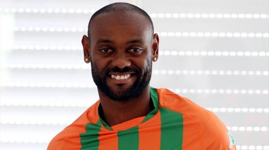 Love: 'İlk ma&ccedil;ta oynamak istiyorum'