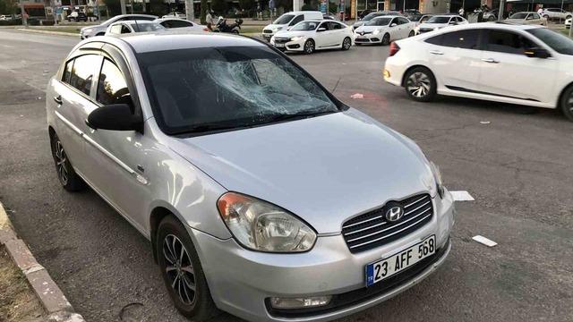Elazığ’da trafik kazası: 2’si çocuk 4 kişi yaralandı