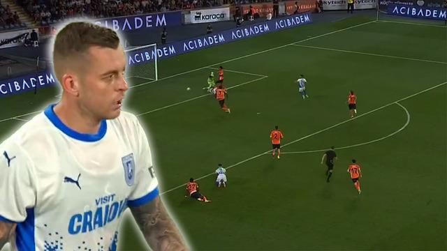 Başakşehir Konferans Ligi'nde Craiova ile karşılaşıyor! İlk yarıdaki tek gol Galatasaray'ın eski oyuncusu Cicaldau'dan geldi...