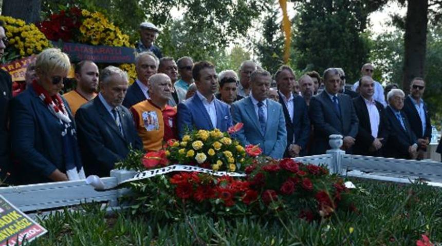 Galatasaray'da Metin Oktay anıldı