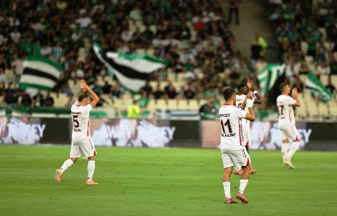 Temsilcimiz Samsunspor Yunanistan deplasmanında Panathinaikos a mağlup oldu! Tur şansını rövanşa bıraktı... 2