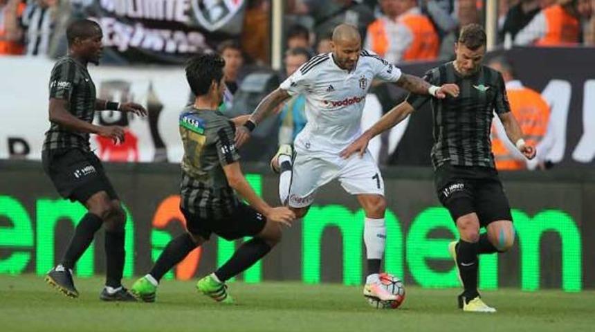 Akhisar, Beşiktaş&rsquo;a ge&ccedil;it vermiyor