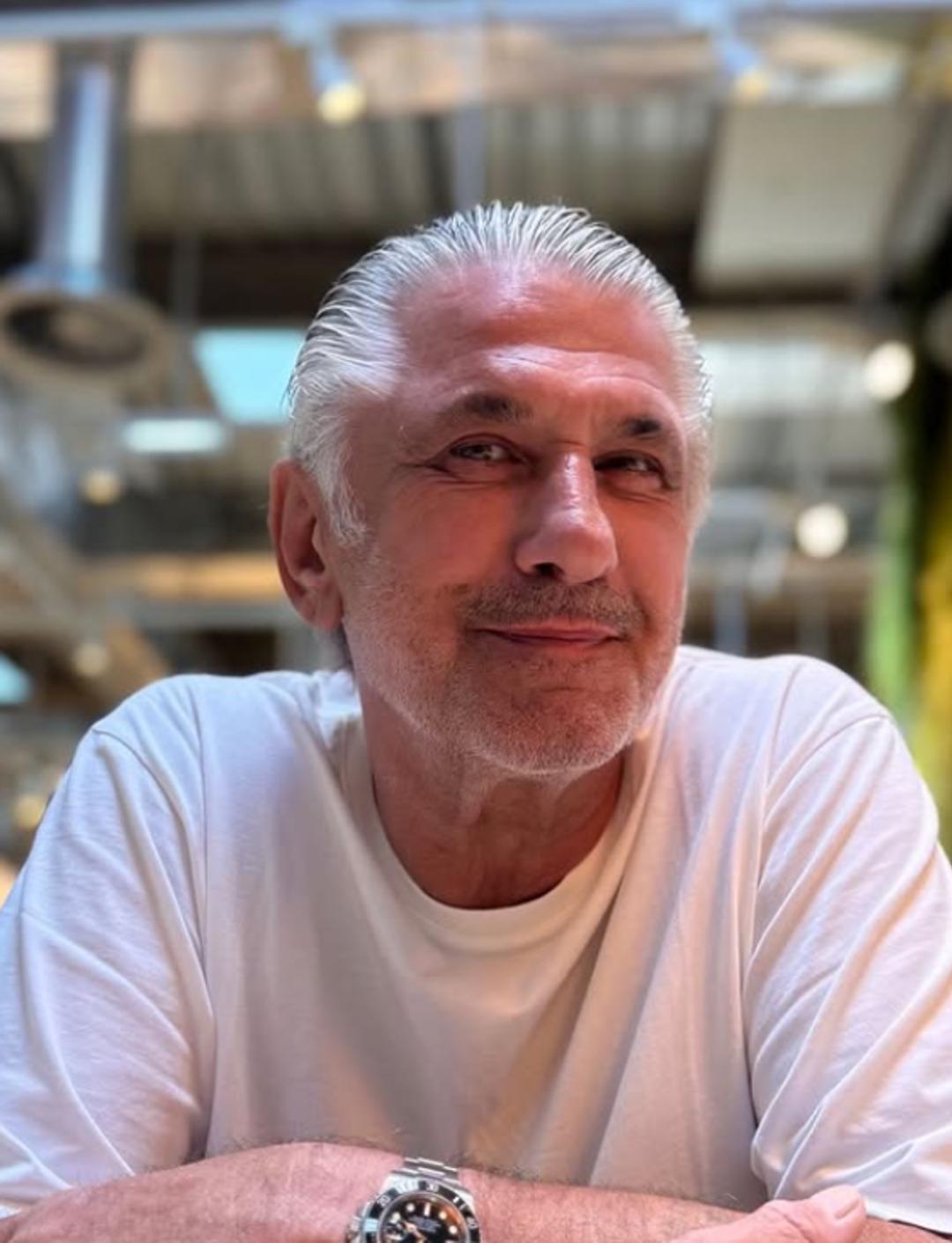 Yeşilçam ın en yakışıklı jönüydü! Şöhreti geride bırakıp sırra kadem bastı! Kenan Kalav başka bir ülkede restoran patronu oldu 3
